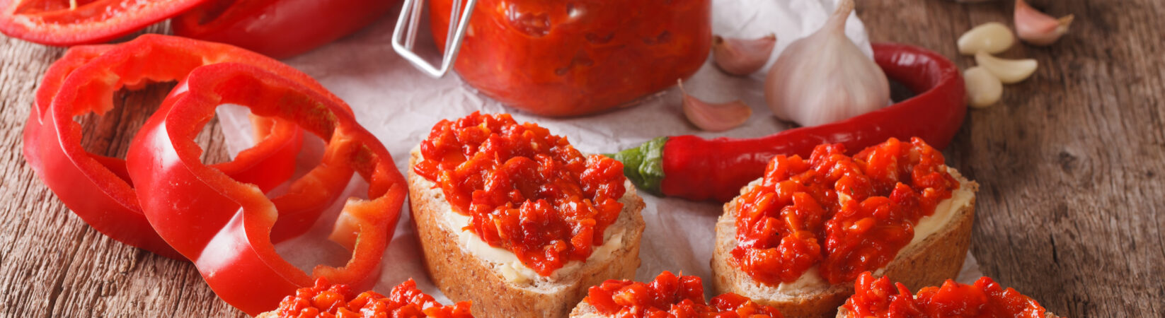 Ajvar – Orientalischer Gemüsekaviar aus Paprika