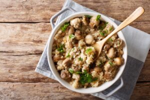 Quinoa Bowl mit Champignons