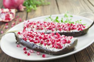 Aubergine mit Granatapfel