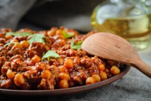 Chili mit Kichererbsen und Hackfleisch