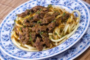 Gulasch Stroganoff mit Spaghetti