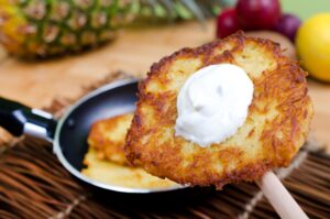 Kartoffelpuffer mit Ananas