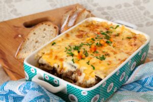 Hackfleisch-Auflauf mit Kartoffeln, Lauch und Paprika