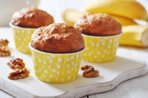 Muffins mit Banane und Walnüssen