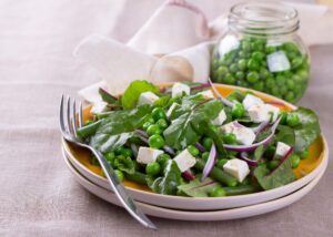 Erbsensalat mit Bohnen und Feta