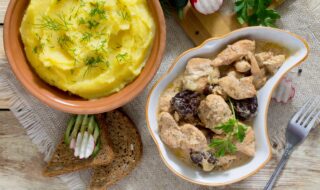 Schweinefleisch mit Kartoffel-Blumenkohl-Püree