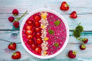 Erdbeer-Smoothie Bowl