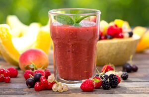 Pfirsich-Beeren-Smoothie