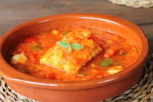 Krabbensuppe mit Kabeljau