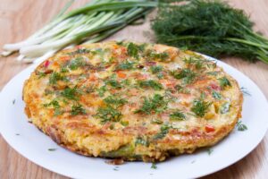 Tortilla mit grünen Bohnen und Frühlingszwiebel